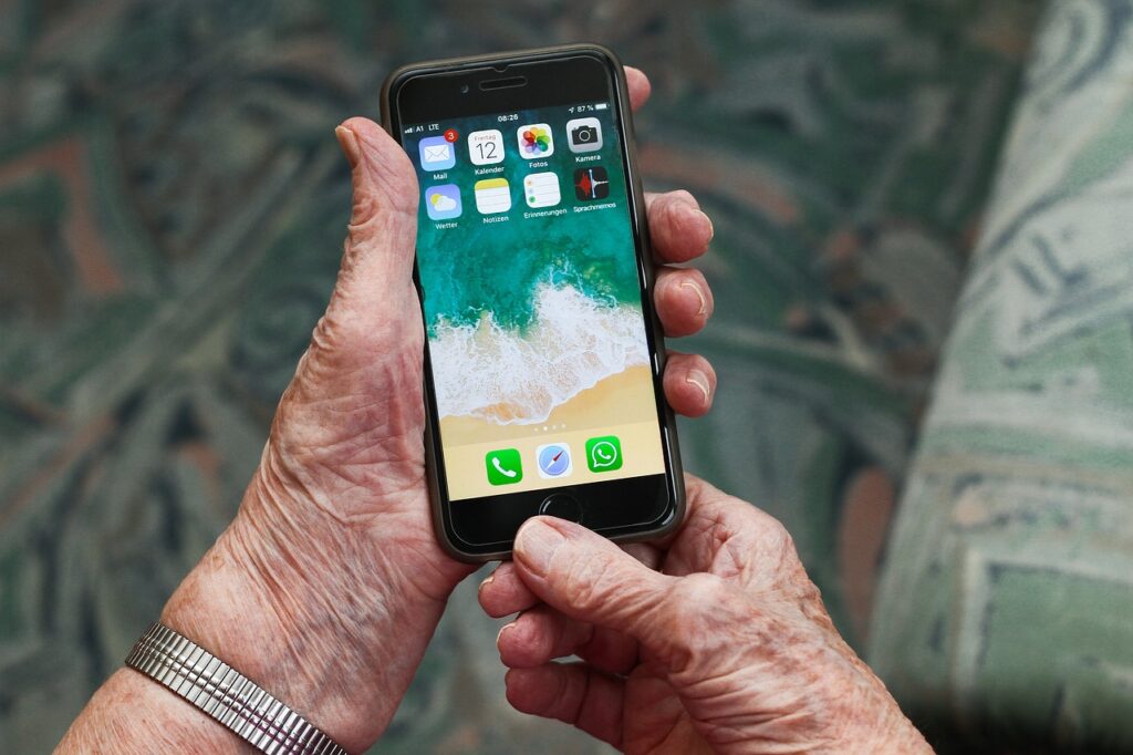 iphone-gadef6757b_1280