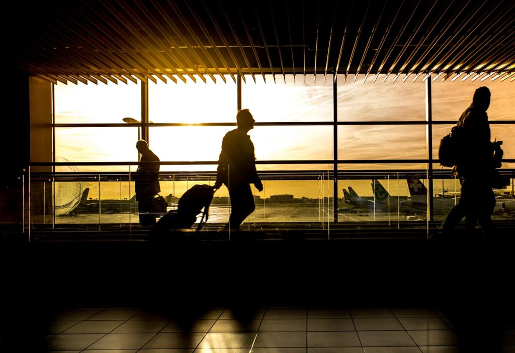 airport-g1ebf9eeda_1280